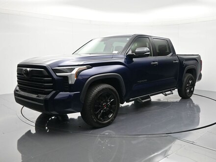 2022 Toyota Tundra SR5 3.5L V6 Truck CrewMax