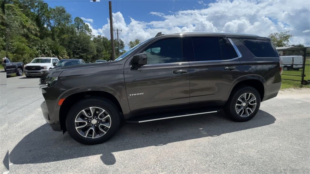 2021 Chevrolet Tahoe LT photo 4