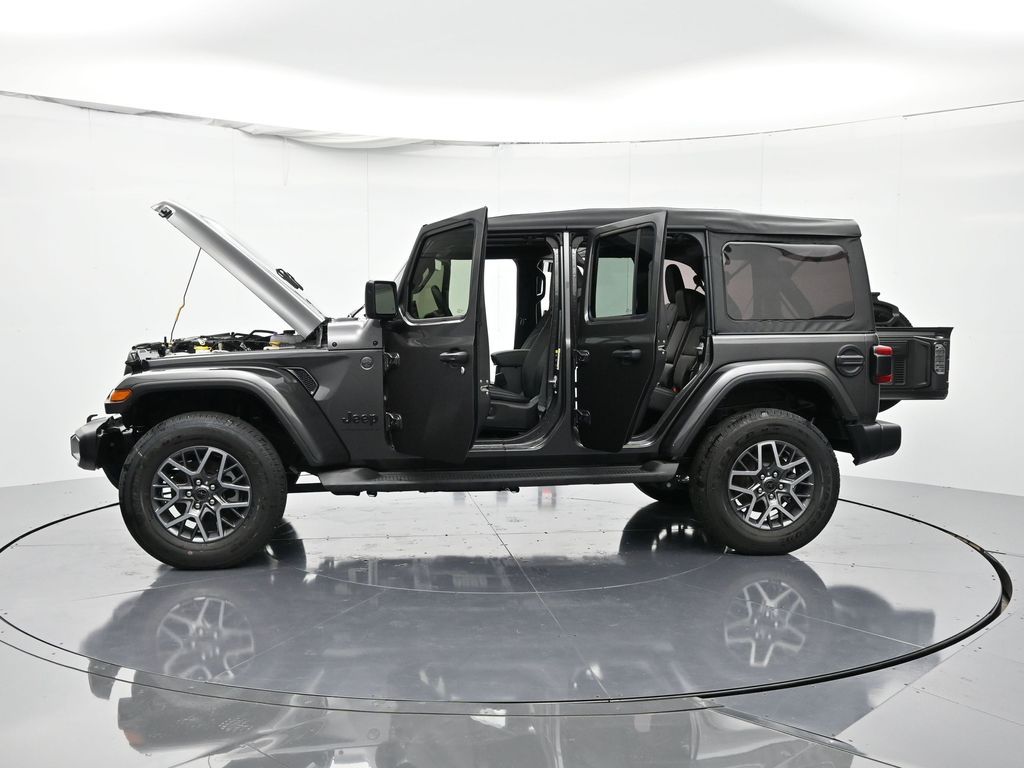 2025 Jeep Wrangler 4-Door Sahara - Photo 50