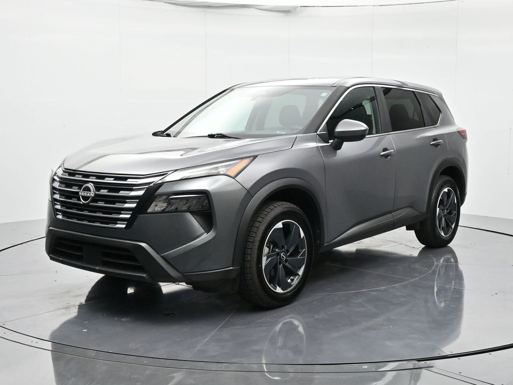 Used 2024 Nissan Rogue SV SUV
