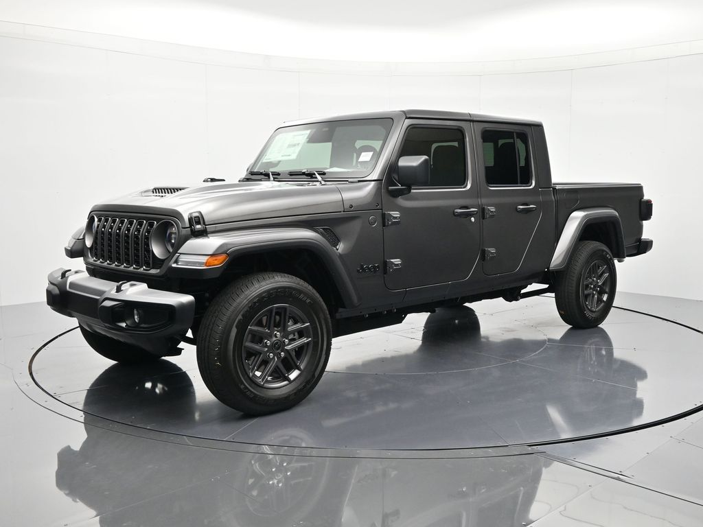 2026 Jeep Gladiator Sport S Auto's photo