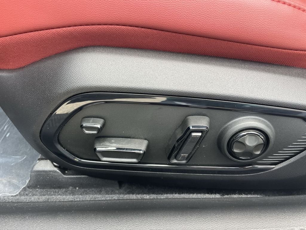 2025 Dodge Charger Daytona Scat Pack - Photo 12