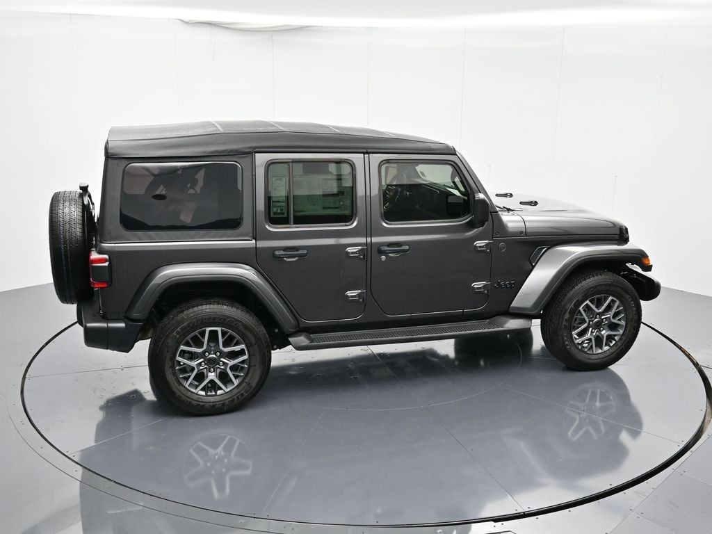 2025 Jeep Wrangler 4-Door Sahara - Photo 35