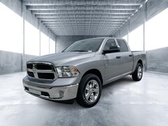 2024 Ram 1500 Classic TRADESMAN CREW CAB 4X2 5'7 BOX Pickup