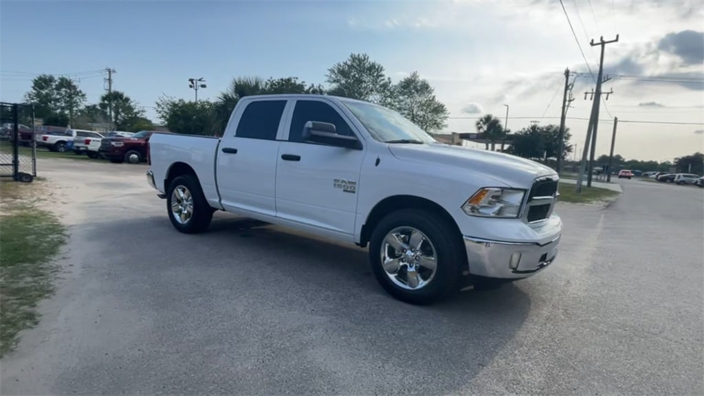 New 2024 Ram 1500 Classic TRADESMAN CREW CAB 4X2 5'7 BOX Pickup