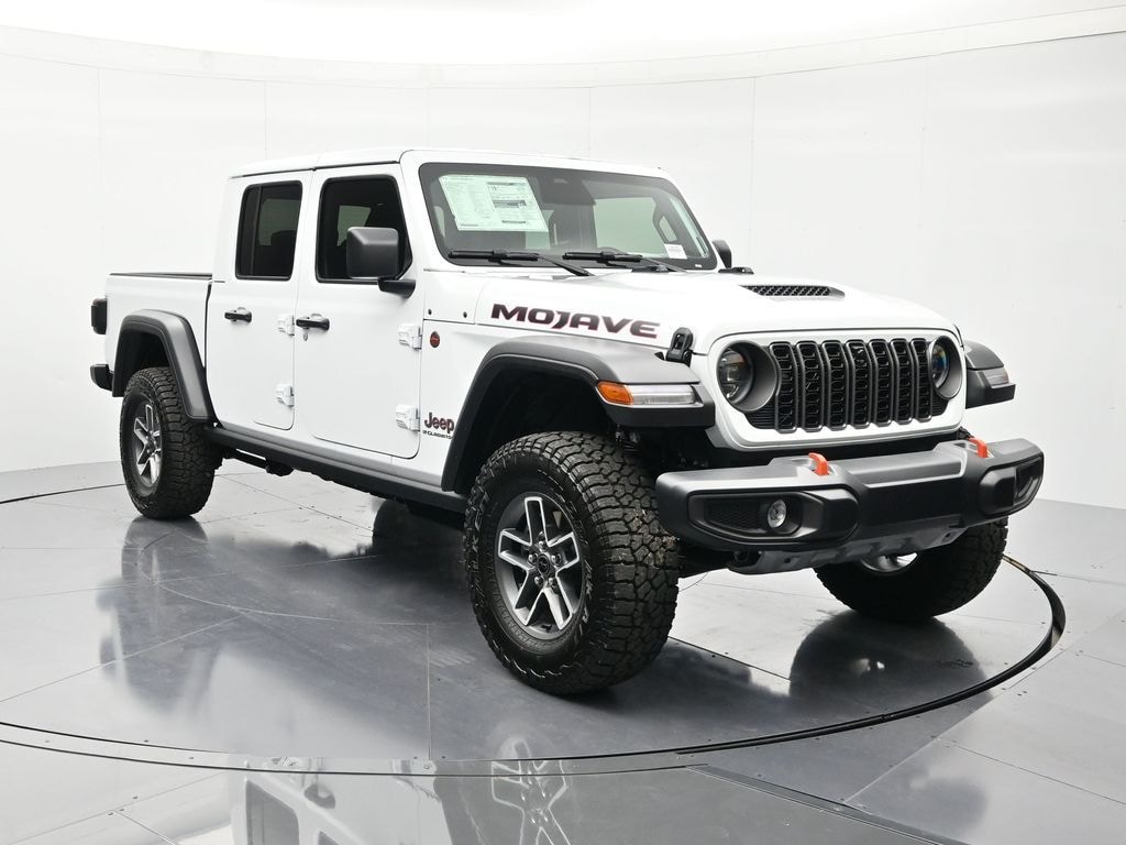 New 2026 Jeep Gladiator MOJAVE 4X4 Pickup