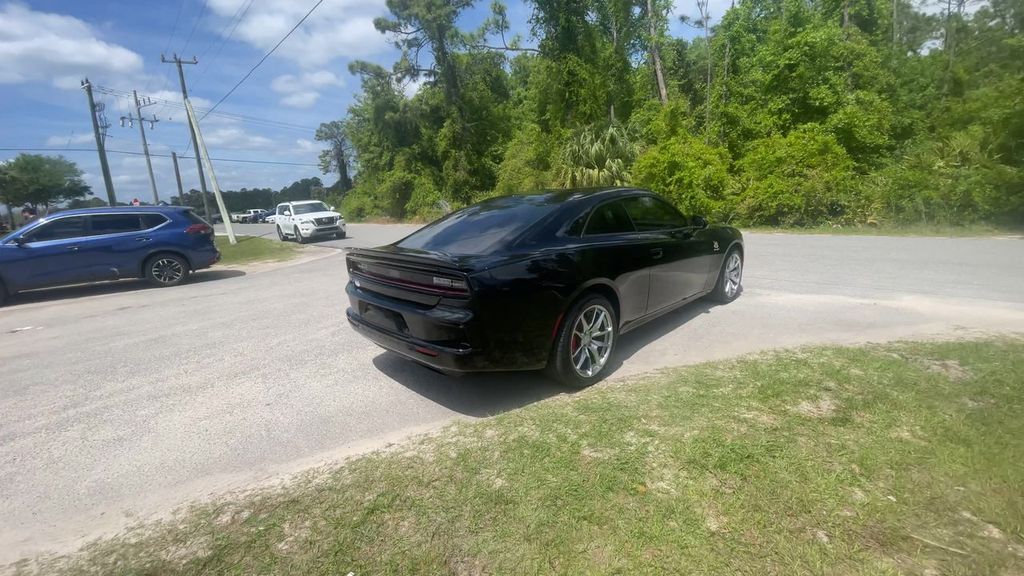 2025 Dodge Charger Daytona Scat Pack - Photo 8