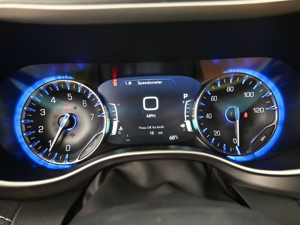 2026 Chrysler Pacifica Select - Photo 15
