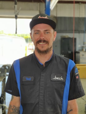 Staff member Ted Kininmonth from ID_8381c3a580ee