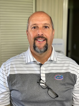 Staff member Duane Mott from ID_8381c3a580ee