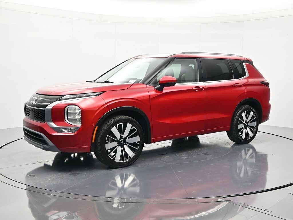 Used 2025 Mitsubishi Outlander SEL SUV