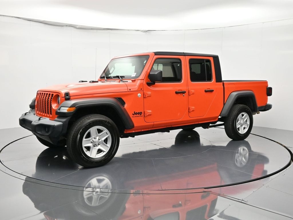 2020 Jeep Gladiator Sport S's photo