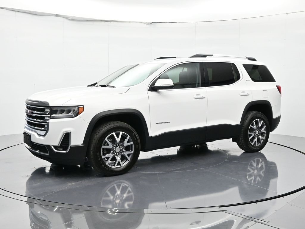 2023 GMC Acadia SLT's photo