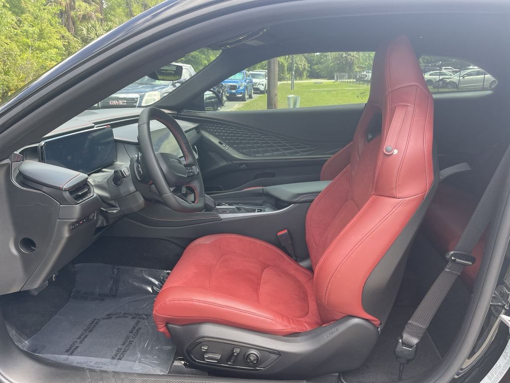2025 Dodge Charger Daytona Scat Pack - Photo 11