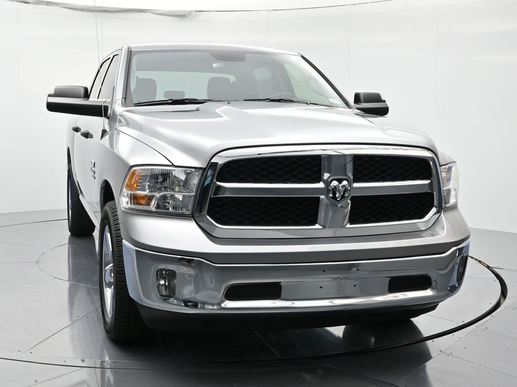 New 2024 Ram 1500 Classic TRADESMAN CREW CAB 4X2 5'7 BOX Pickup
