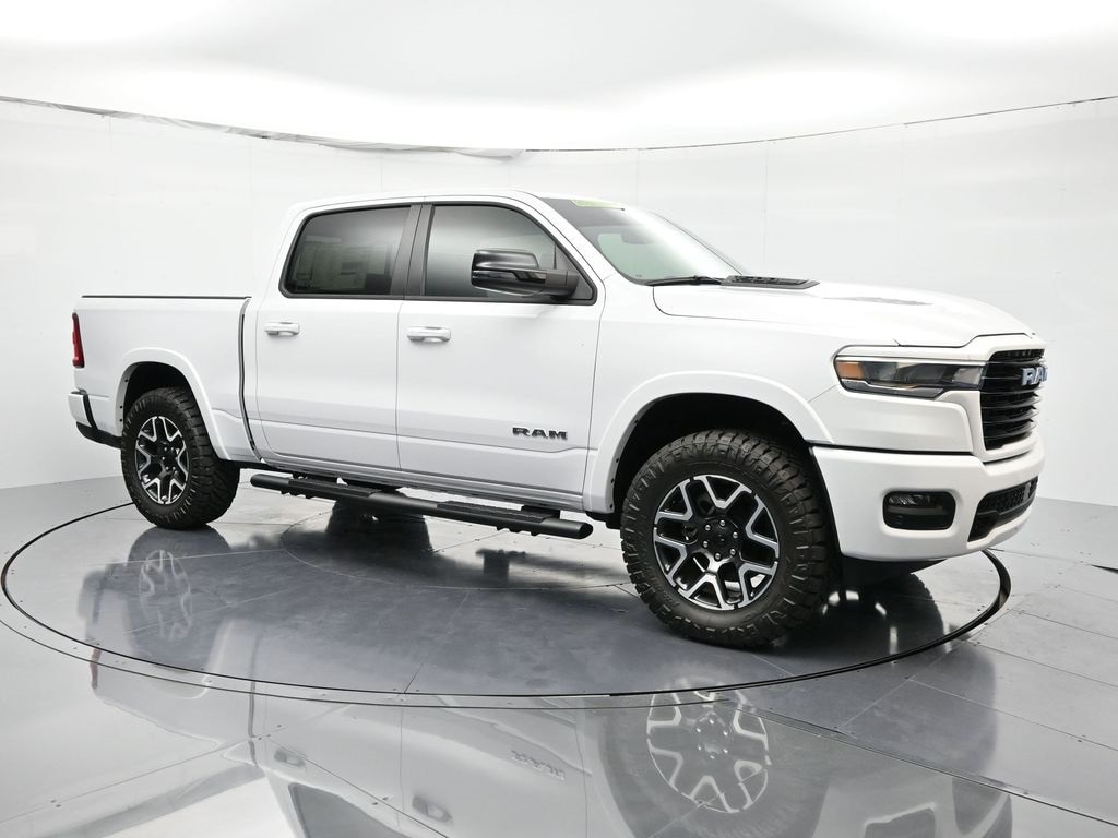 New 2025 Ram 1500 LARAMIE CREW CAB 4X4 5'7 BOX Pickup