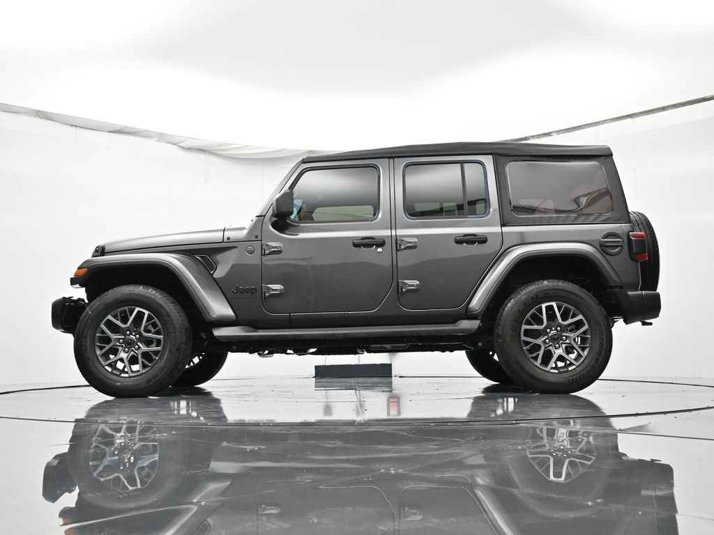 2025 Jeep Wrangler 4-Door Sahara - Photo 47
