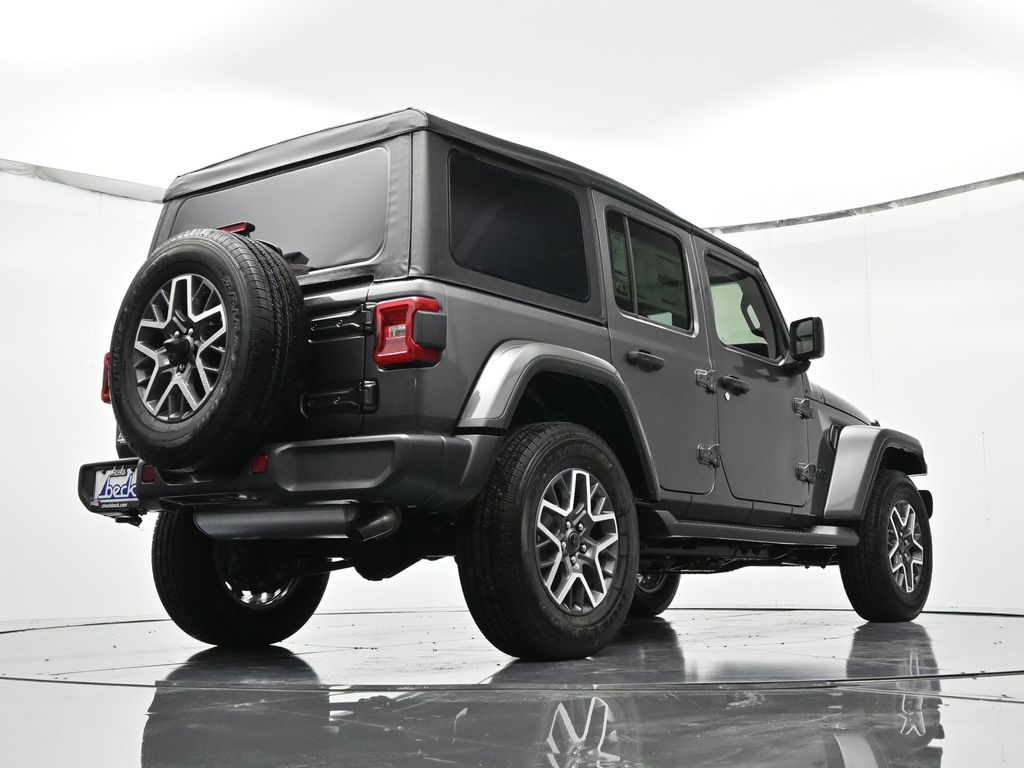 2025 Jeep Wrangler 4-Door Sahara - Photo 44