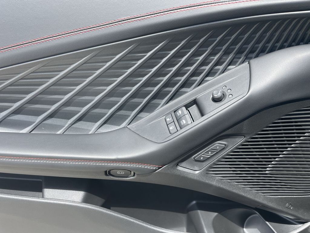 2025 Dodge Charger Daytona Scat Pack - Photo 13