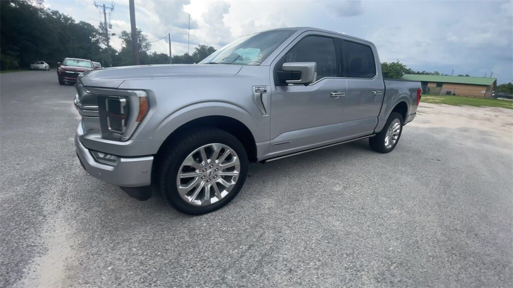 2022 Ford F-150 Limited photo 4