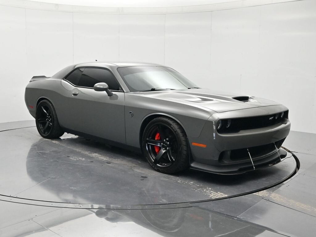 Used 2017 Dodge Challenger SRT Hellcat Coupe