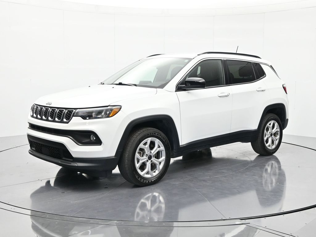 2025 Jeep Compass Latitude 4X4's photo