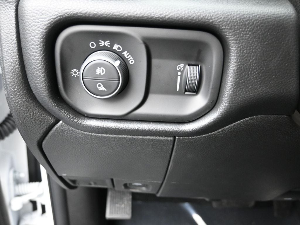 2026 RAM 2500 Tradesman - Photo 11