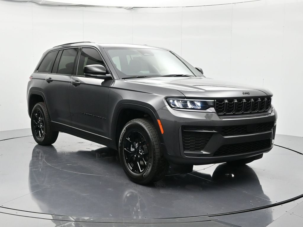 New 2026 Jeep Grand Cherokee LAREDO ALTITUDE 4X2 Sport Utility