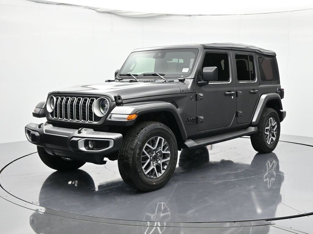 2025 Jeep Wrangler 4-Door Sahara's photo