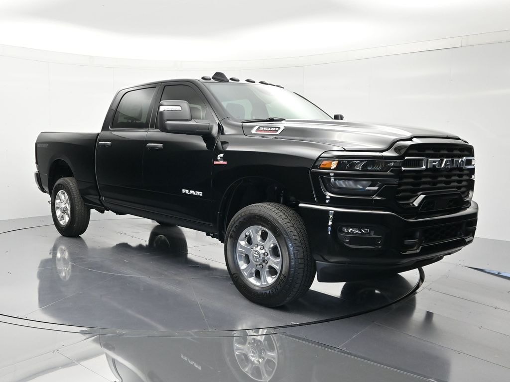 New 2026 Ram 3500 BIG HORN CREW CAB 4X4 6'4 BOX Pickup