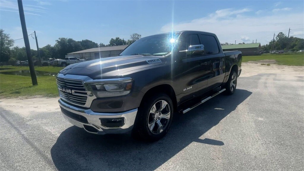 2023 Ram 1500 Laramie photo 4