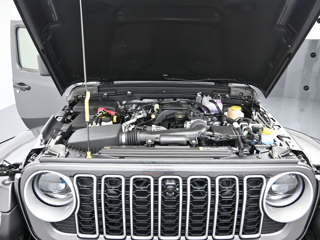 2025 Jeep Wrangler 4-Door Sahara - Photo 29