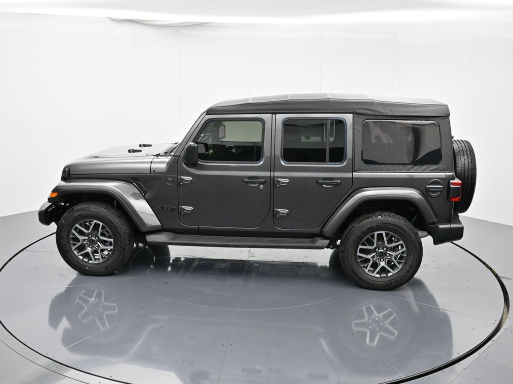 2025 Jeep Wrangler 4-Door Sahara - Photo 39