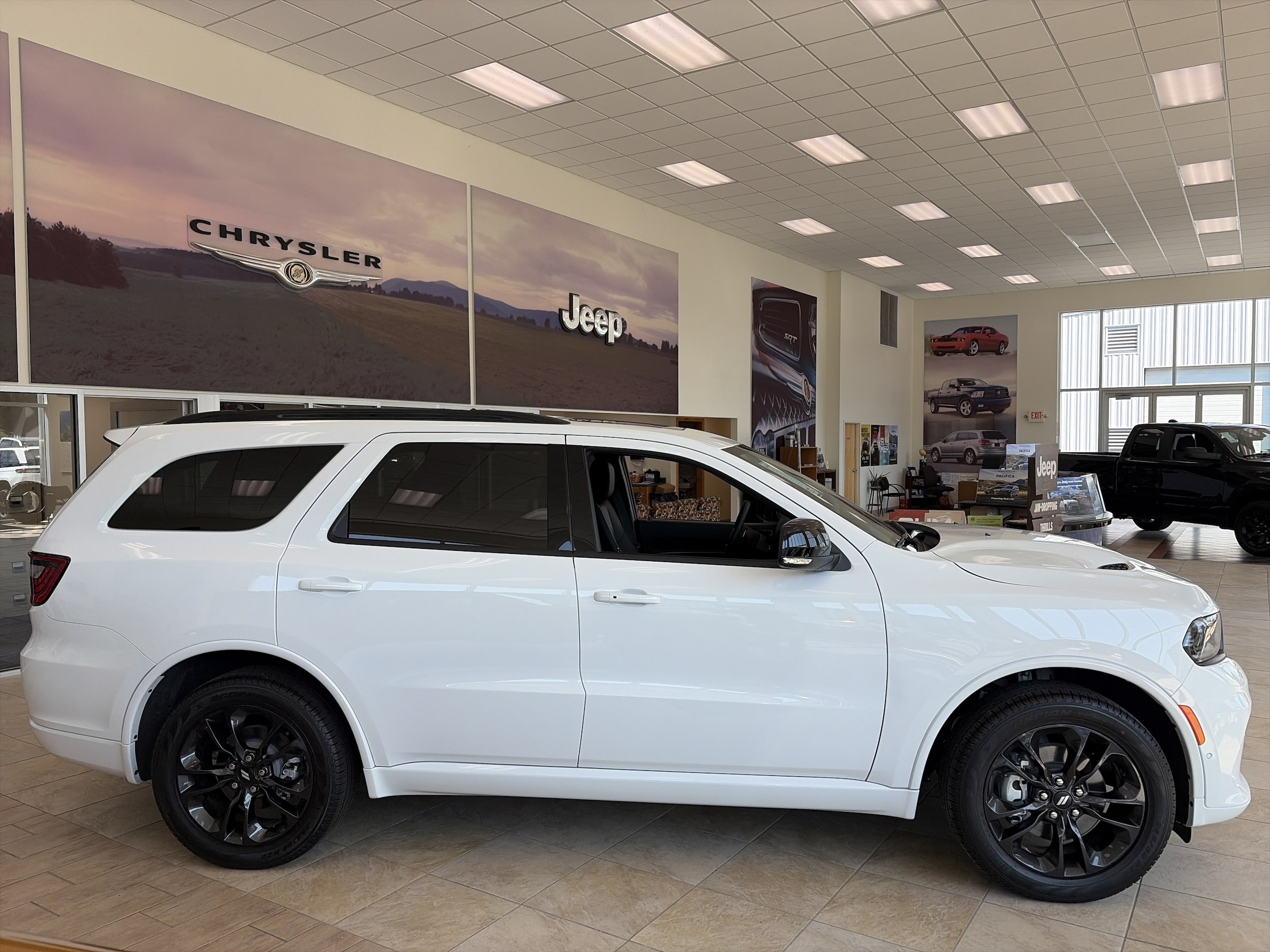 2026 Dodge Durango GT Plus - Photo 8