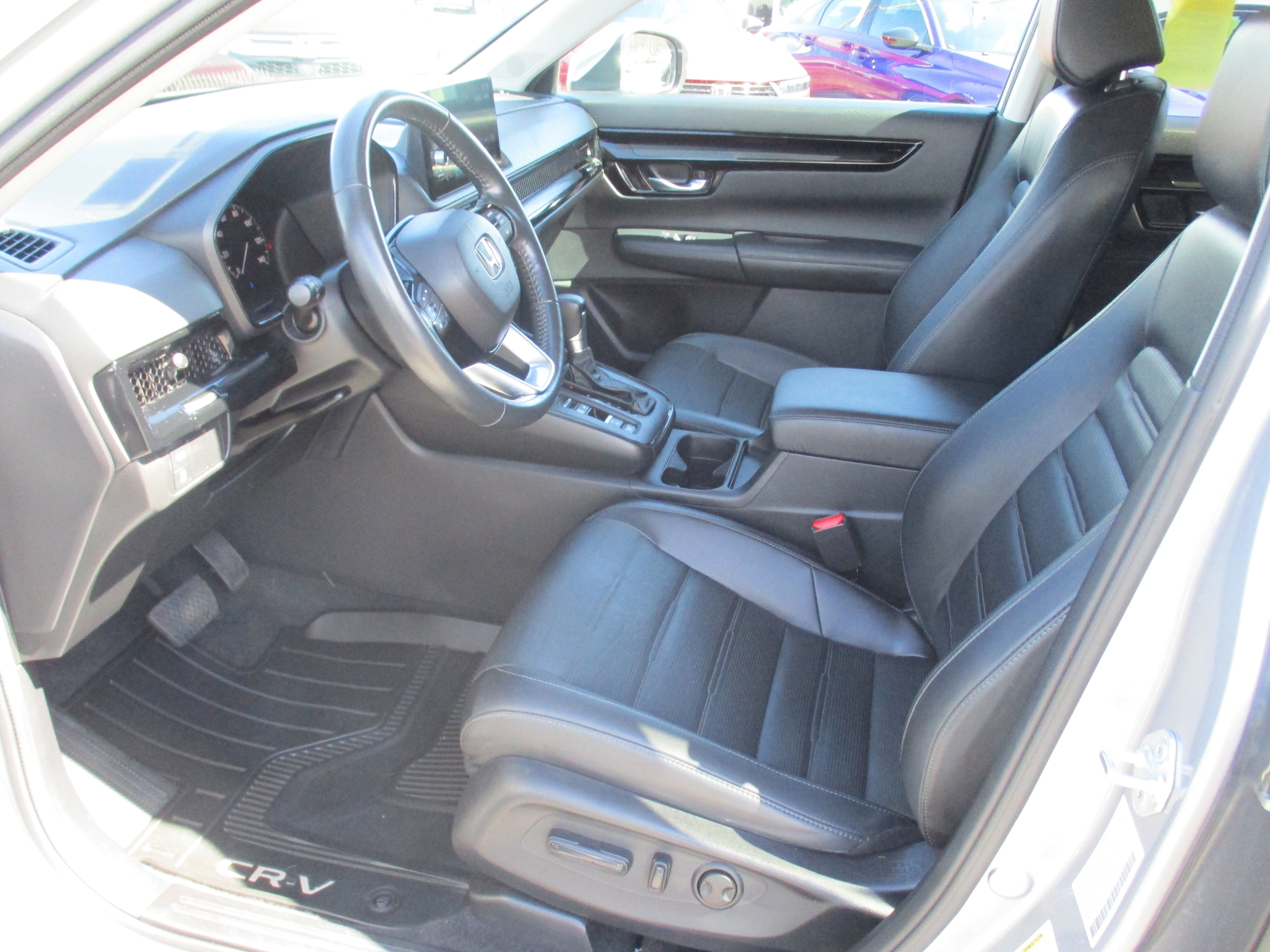 2023 Honda CR-V EX-L - Photo 12