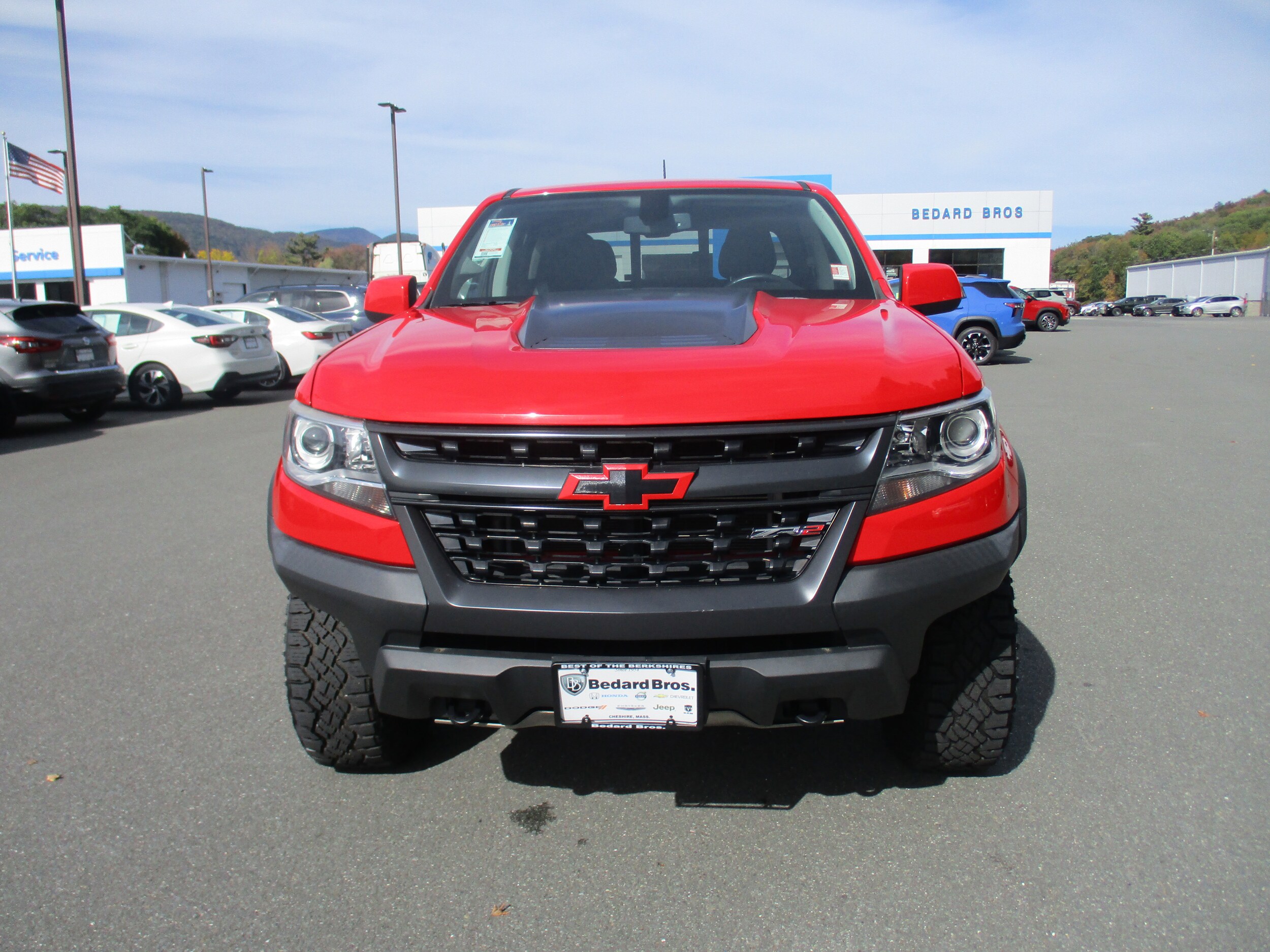 2019 Chevrolet Colorado ZR2 photo 2