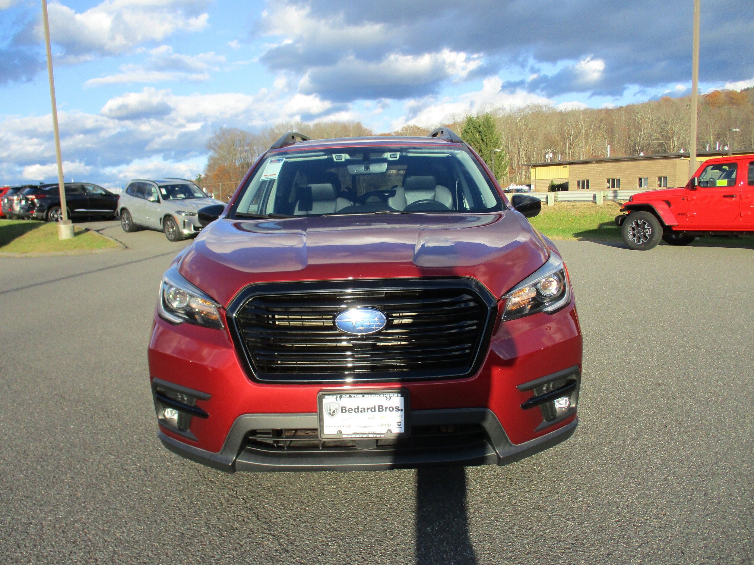 2022 Subaru Ascent Onyx Edition photo 2