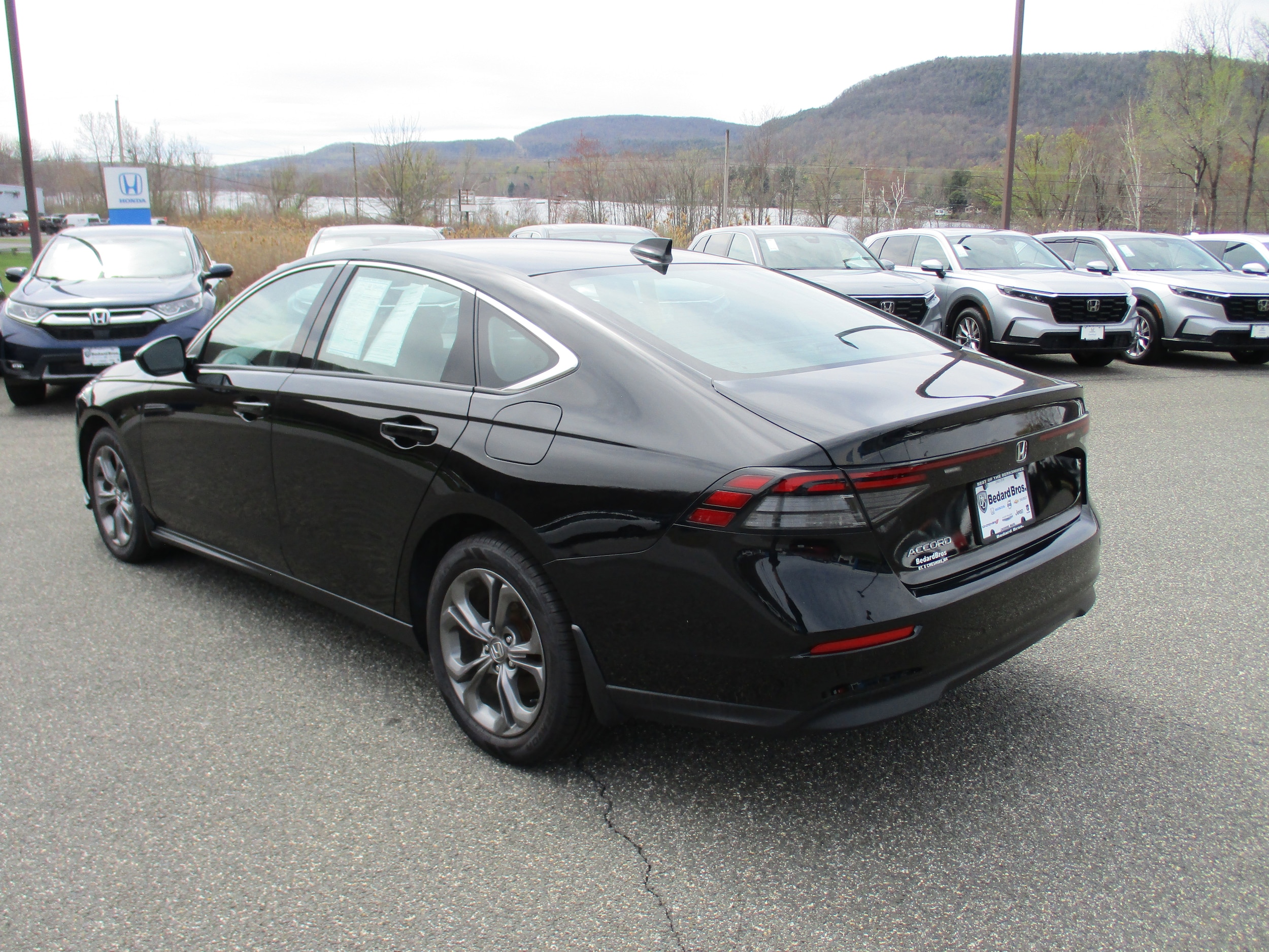 2023 Honda Accord EX - Photo 7