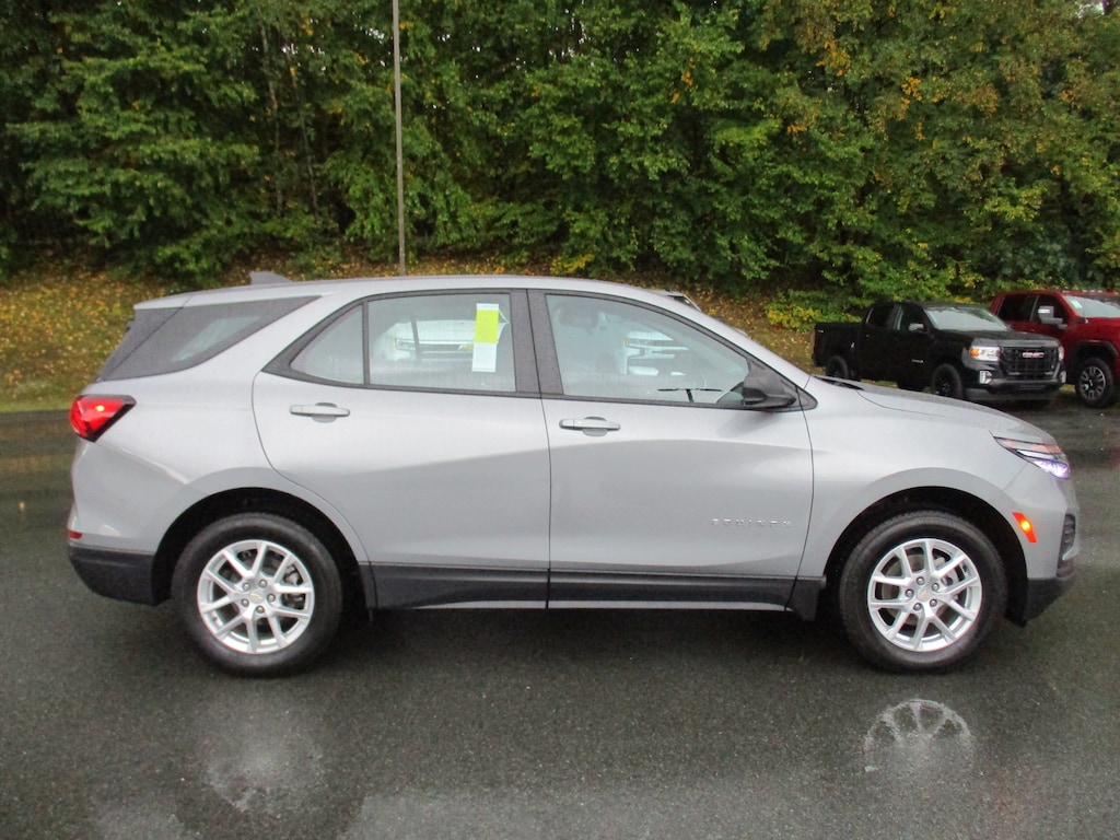 Used 2023 Chevrolet Equinox LS w/1LS SUV