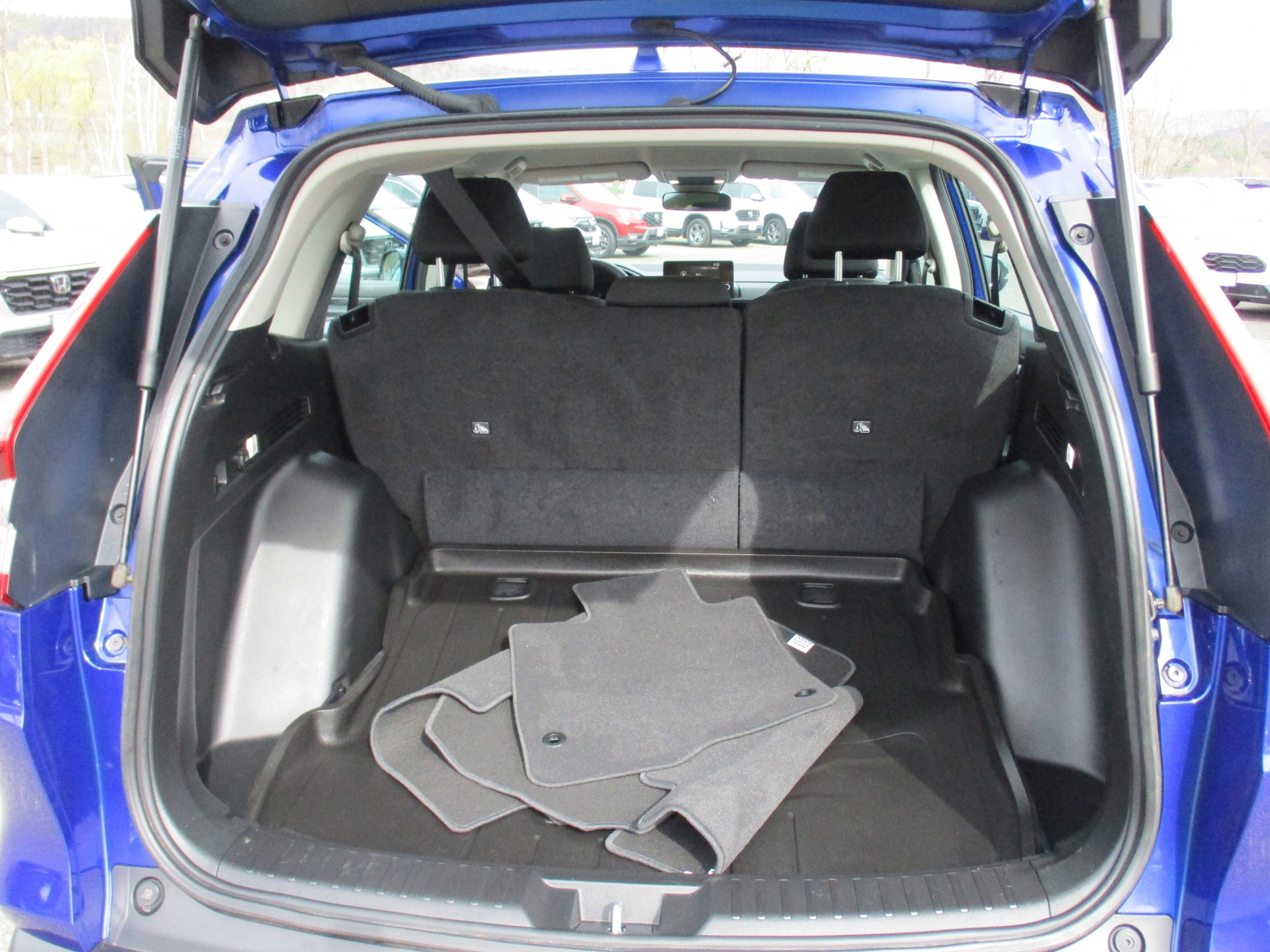 2023 Honda CR-V LX - Photo 13