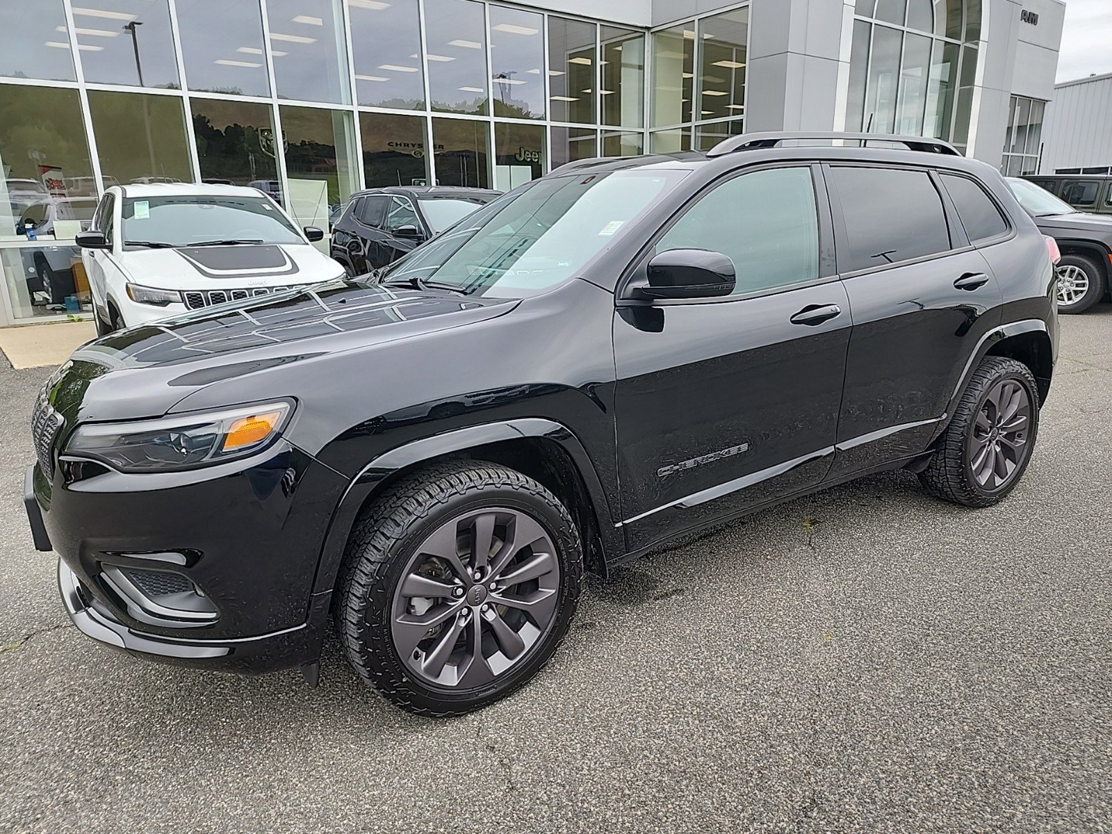 Used 2019 Jeep Cherokee High Altitude with VIN 1C4PJMDN4KD333953 for sale in Cheshire, MA