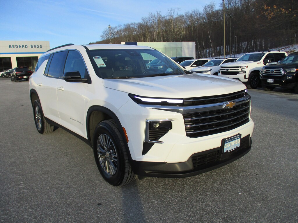 Certified 2025 Chevrolet Traverse LT SUV