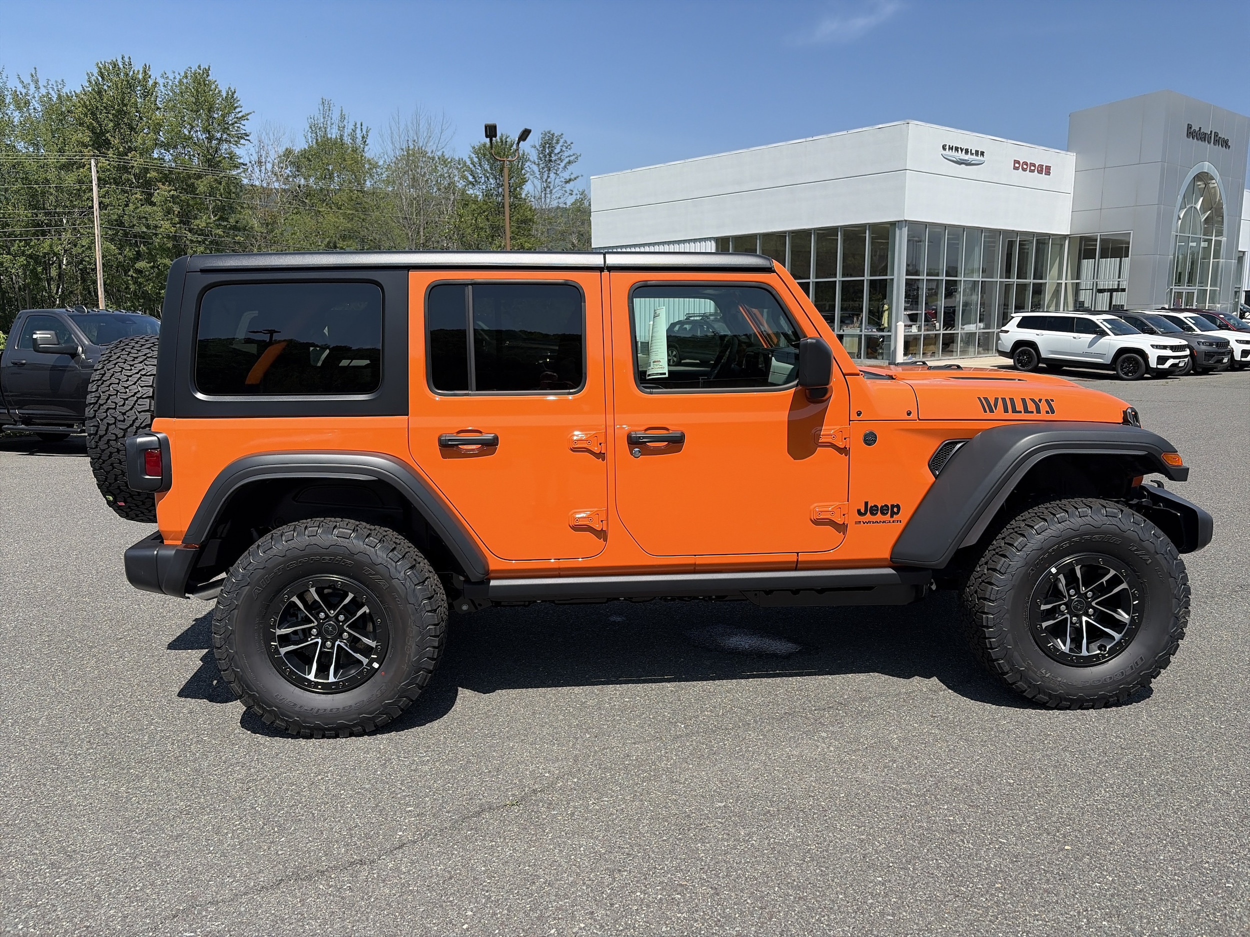 2026 Jeep Wrangler 4-Door Willys - Photo 6