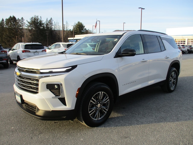 Pre-Owned 2025 Chevrolet Traverse LT SUV for Sale in Cheshire, MA