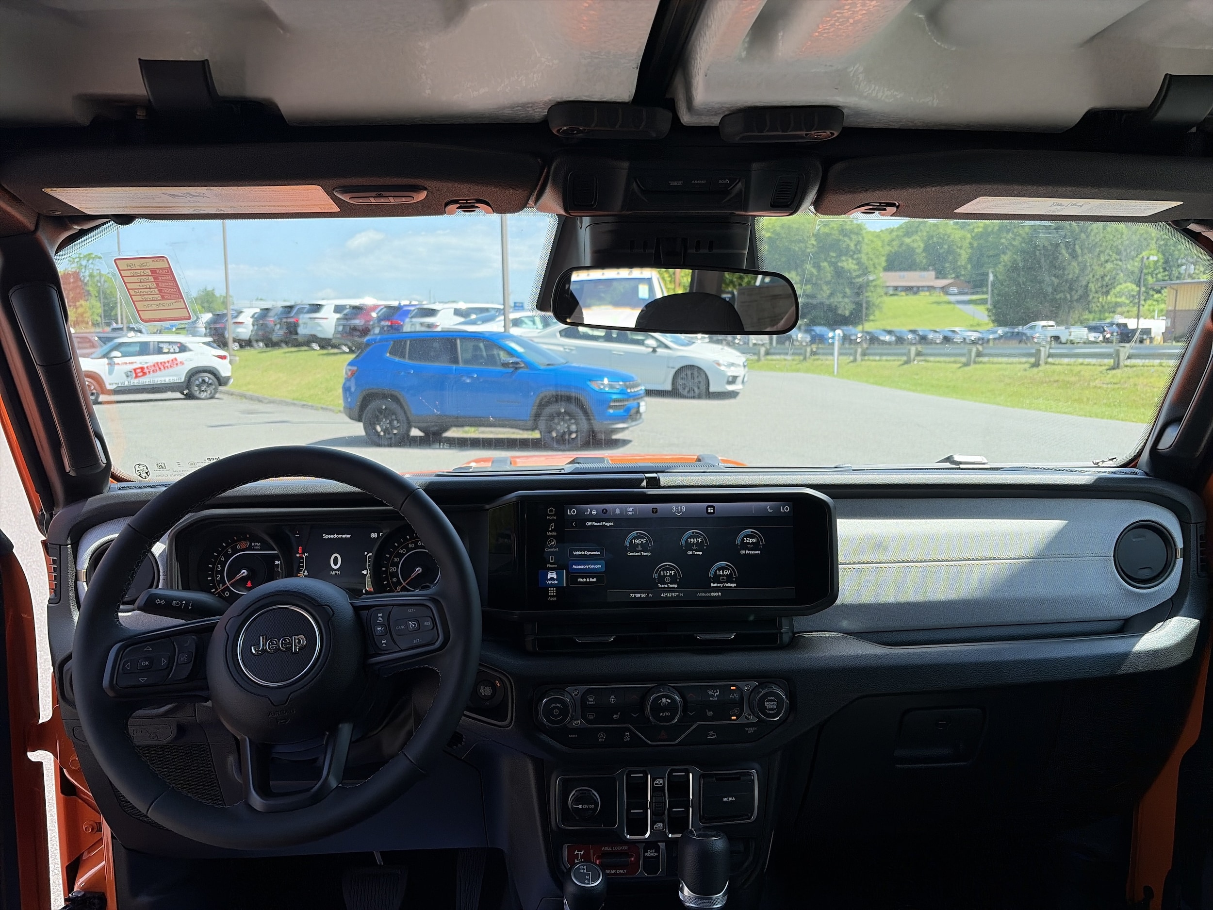 2026 Jeep Wrangler 4-Door Willys - Photo 14