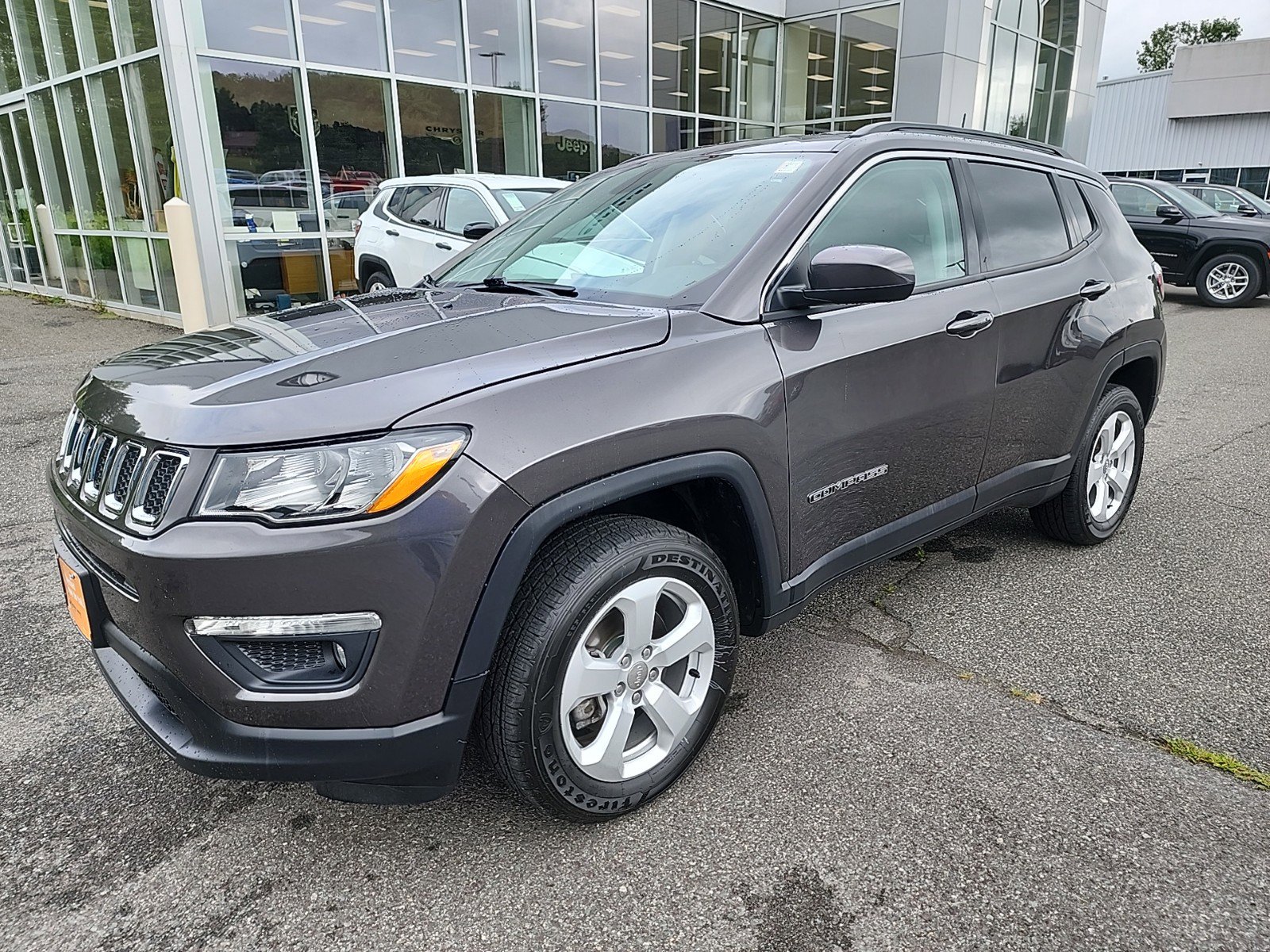 Used 2020 Jeep Compass Latitude with VIN 3C4NJDBB7LT100435 for sale in Cheshire, MA