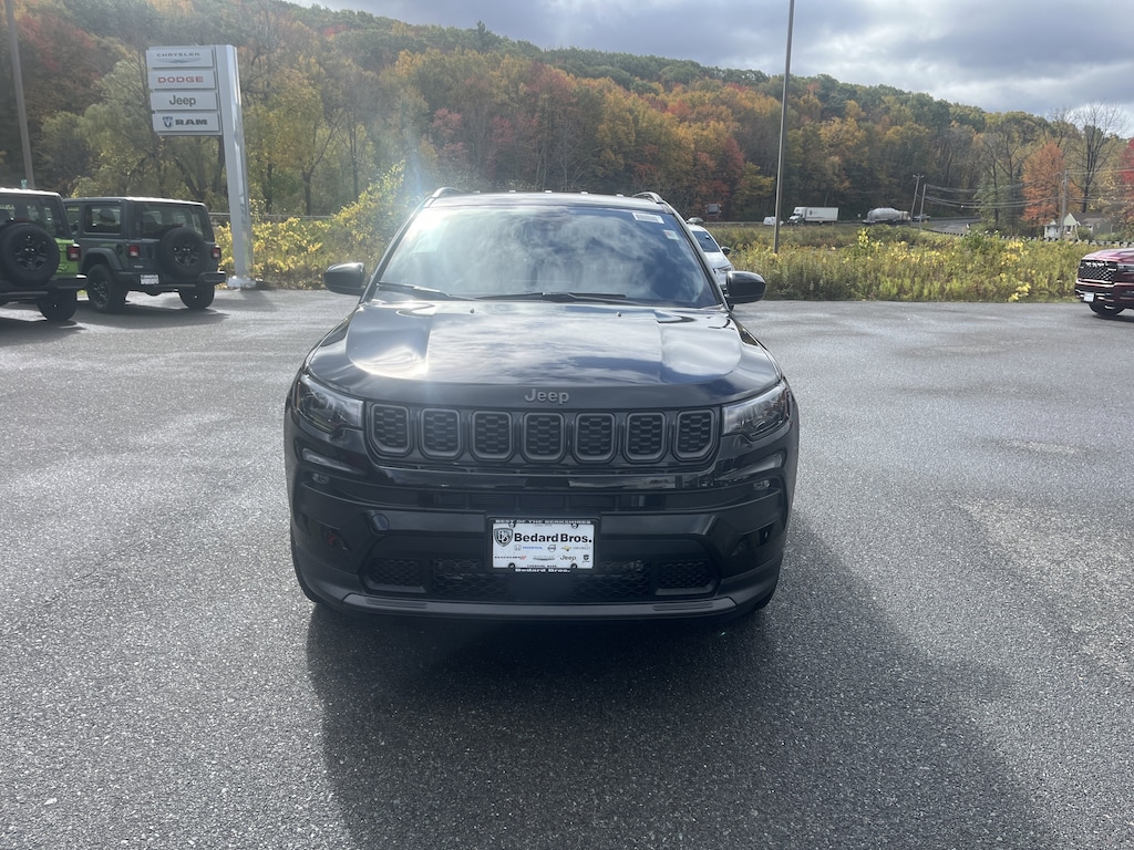 New 2026 Jeep Compass Latitude Sport Utility