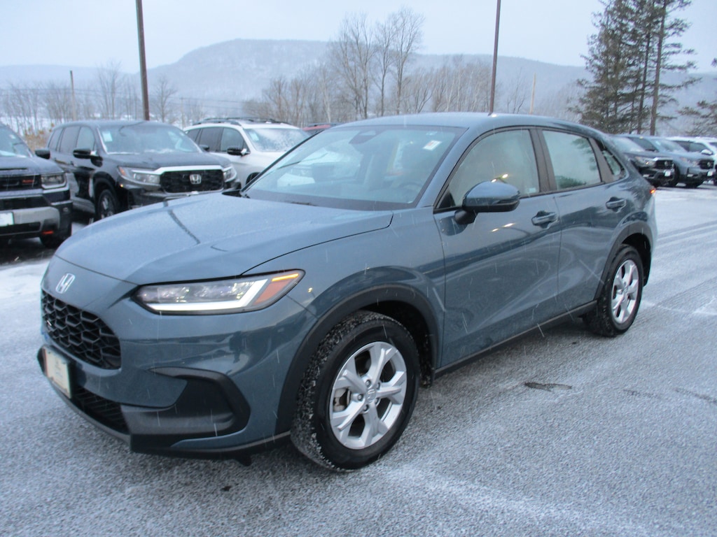 Used 2023 Honda HR-V LX AWD SUV