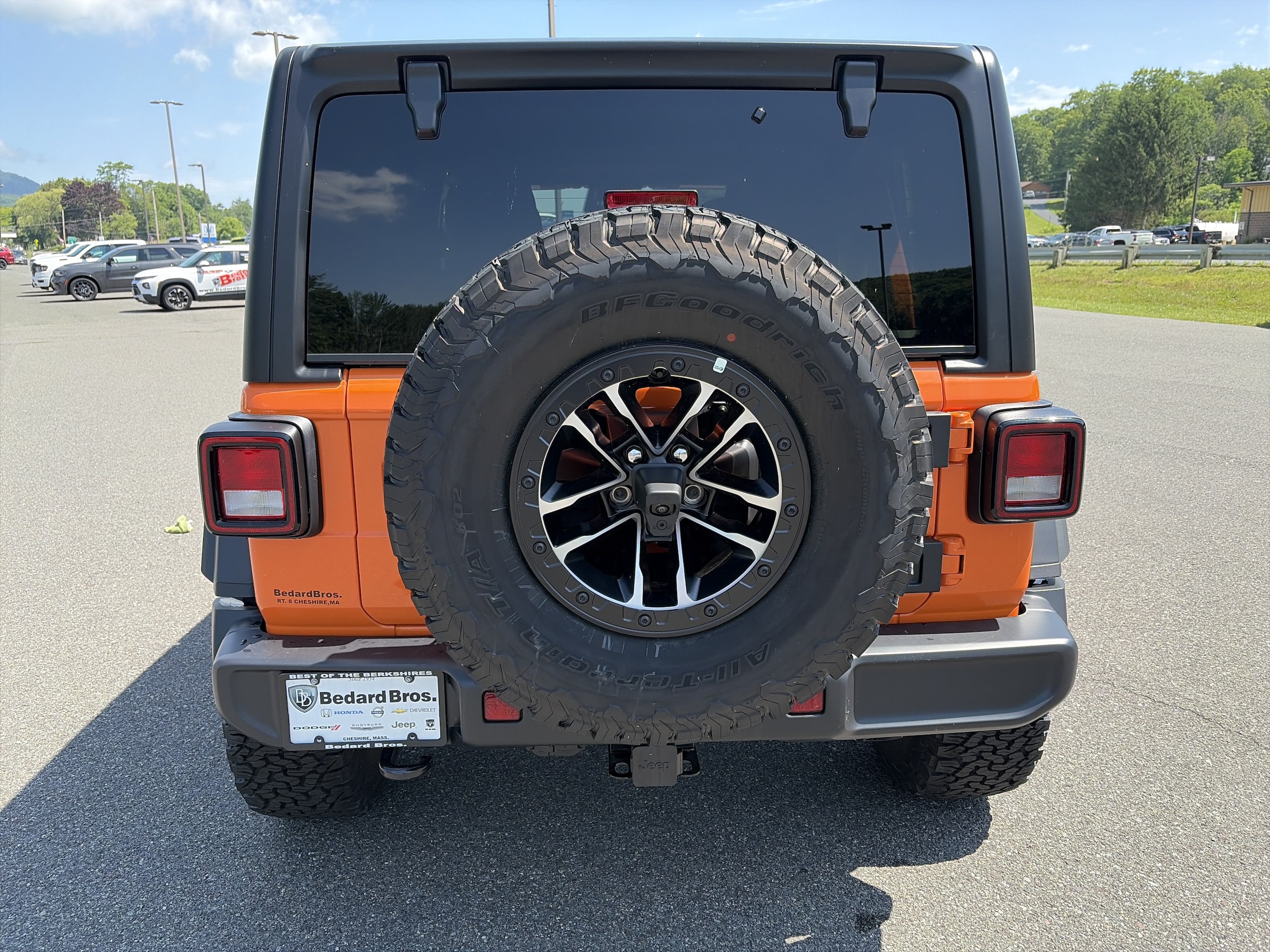 2026 Jeep Wrangler 4-Door Willys - Photo 4