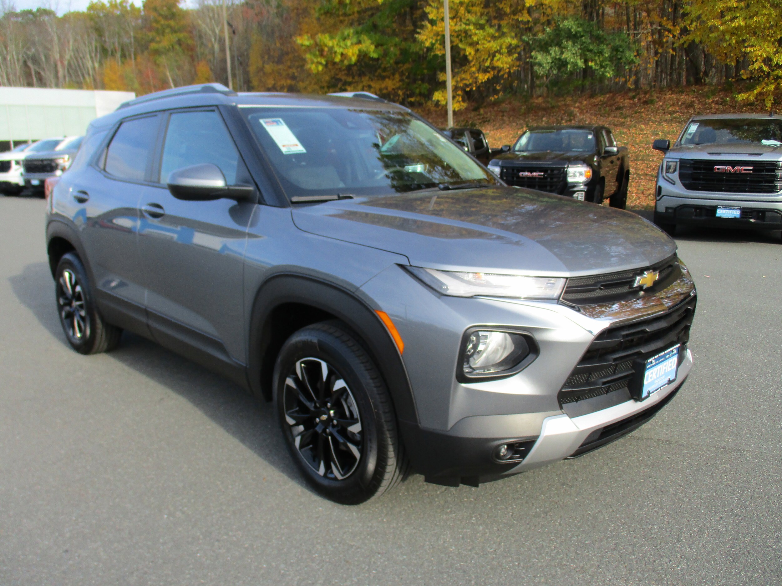 2022 Chevrolet Trailblazer LT photo 3